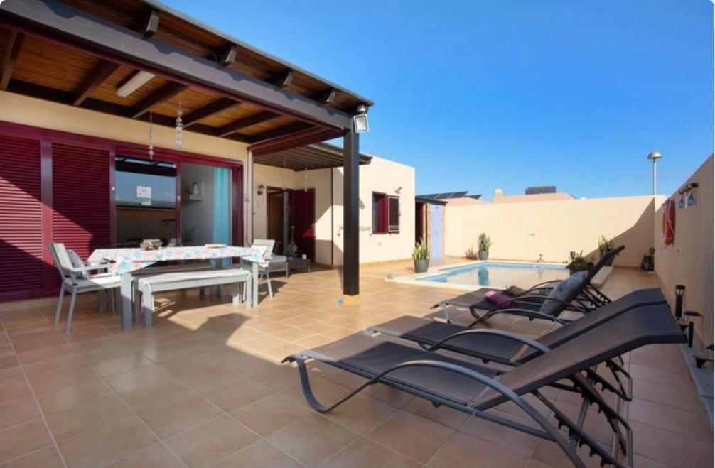Villa Amistad La Oliva Exterior foto
